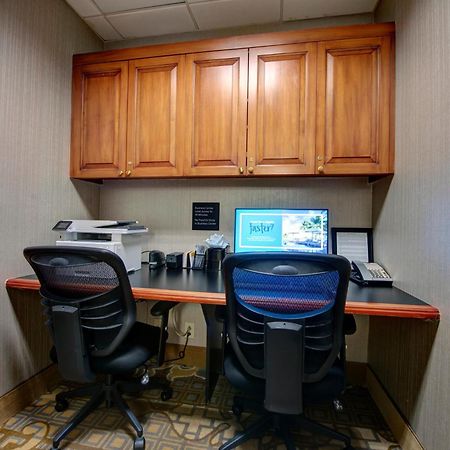 Hampton Inn & Suites By Hilton - Rockville Centre Kültér fotó
