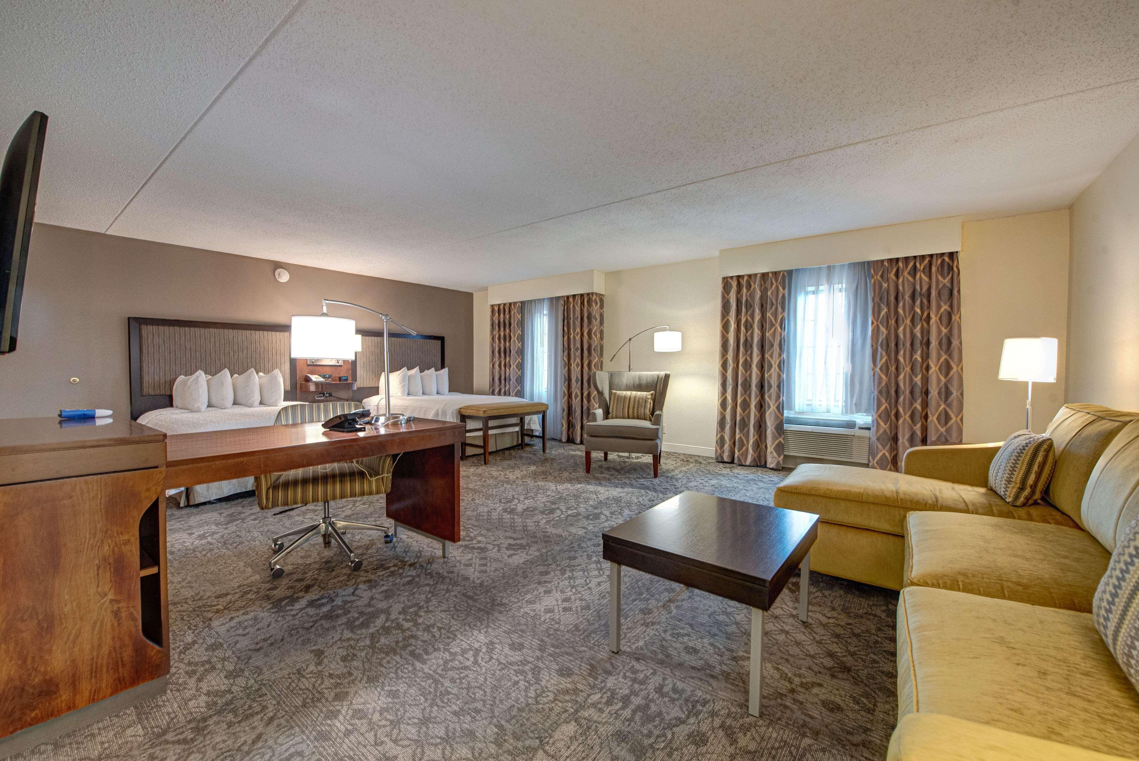 Hampton Inn & Suites By Hilton - Rockville Centre Kültér fotó