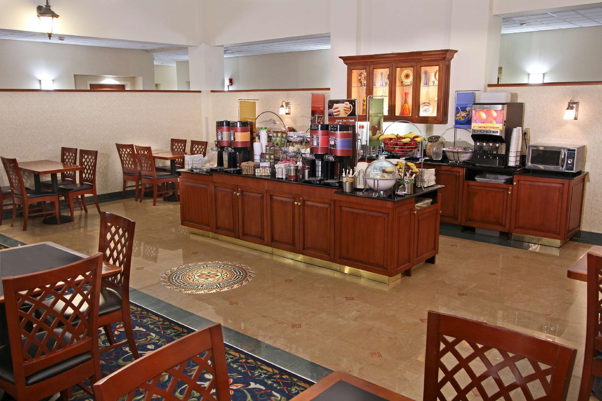 Hampton Inn & Suites By Hilton - Rockville Centre Kültér fotó