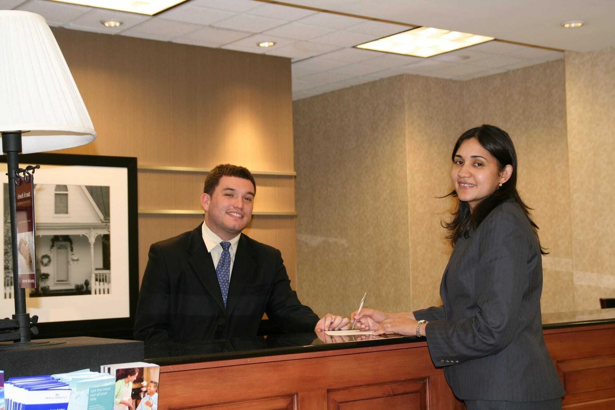 Hampton Inn & Suites By Hilton - Rockville Centre Kültér fotó